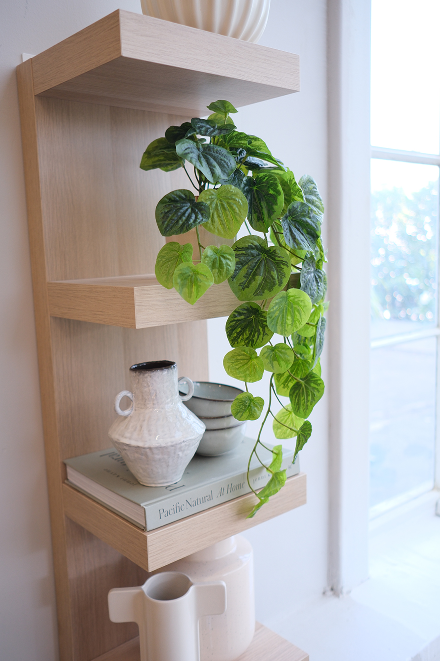 Gallery item name